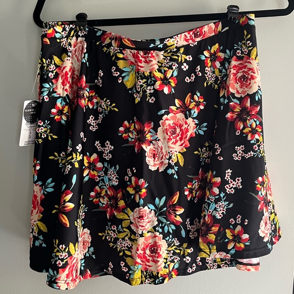 NWT Torrid High Rise Floral Swim Skirt - Picture 6 of 7